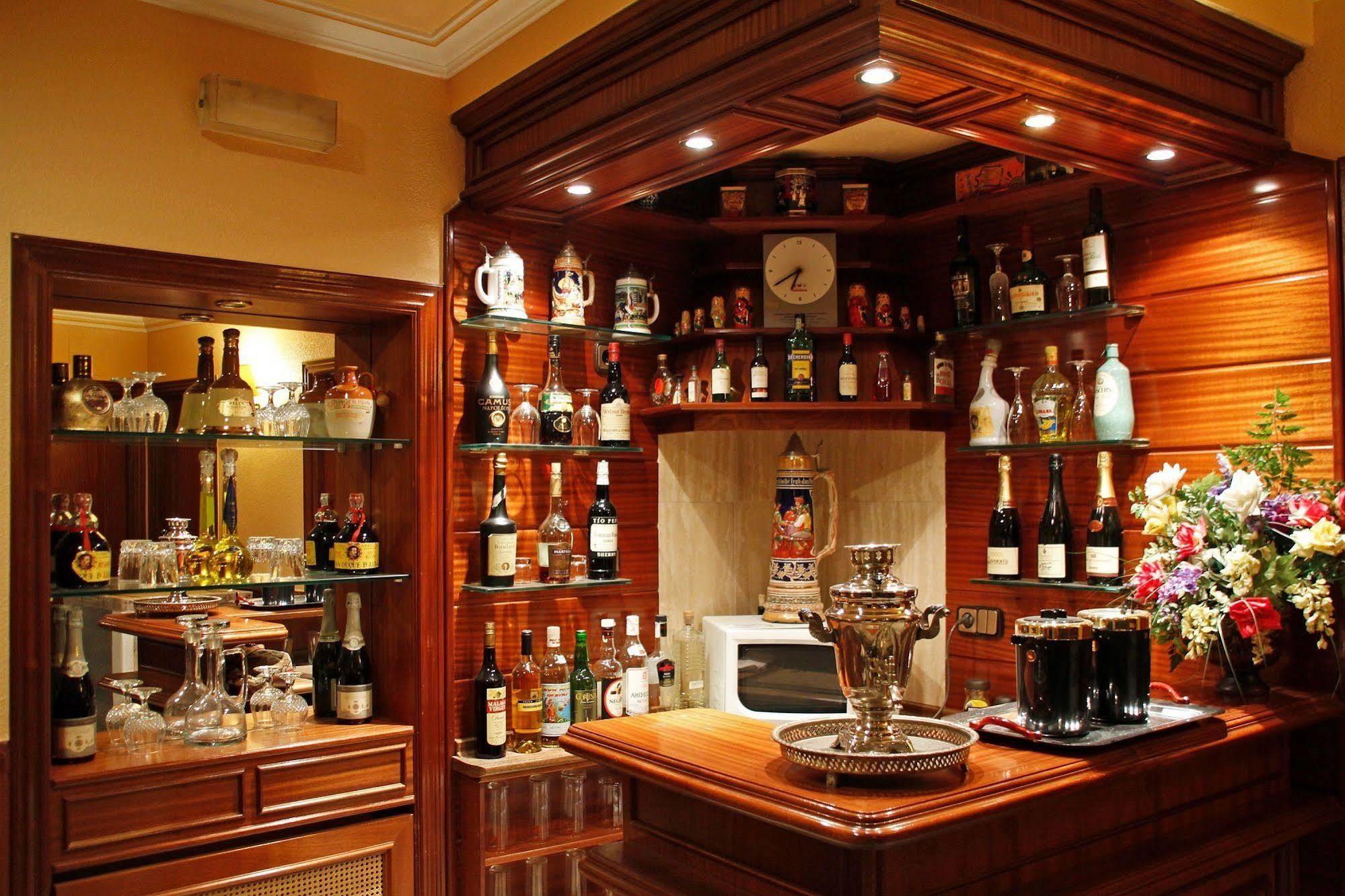 Hostal Victoria III Μαδρίτη Εξωτερικό φωτογραφία